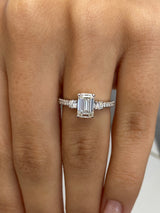 Star Engagement Ring 1.23 Carat White Gold