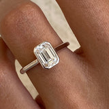 Tiera Engagement Ring 1 Carat White Gold