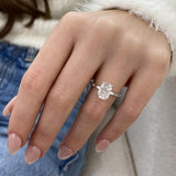 Solitaire with Side Stones