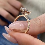 Serenelle Engagement Ring 2.40 Carat Rose Gold