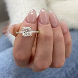 Velaré Engagement Ring 2.40 Carat Yellow Gold