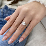Solitaire with Side Stones