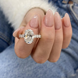 Novella Engagement Ring 5.60 Carat White Gold