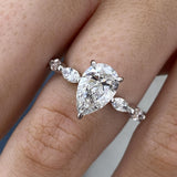 Solitaire with Side Stones