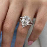 Solitaire with pave Band